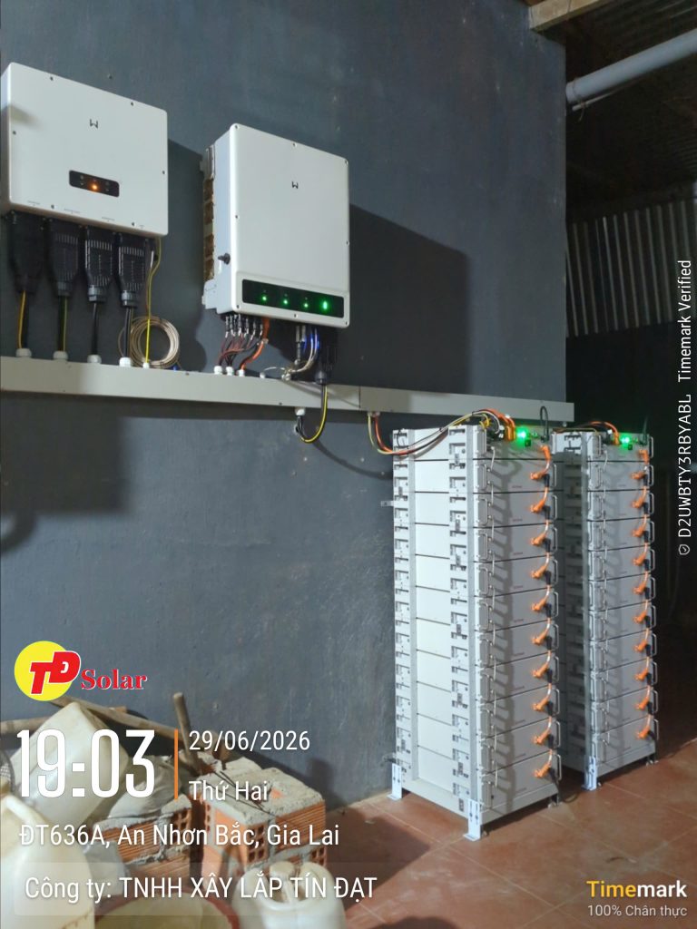 HOÀN THÀNH BÀN GIAO HỆ ĐIỆN MẶT TRỜI CÓ LƯU TRỮ 3 PHA 61KWP – 102.4KWH TẠI AN NHƠN | GIẢI PHÁP TIẾT KIỆM 60% CHI PHÍ ĐIỆN